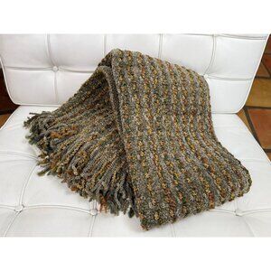 “Buckingham” Lichen Throw Blanket, 45” x 70”, Soft & Durable, Kennebunk Home NOS